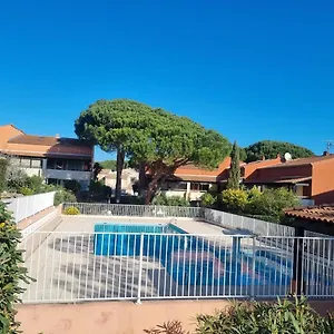 Lumineux Avec Piscine Appartement